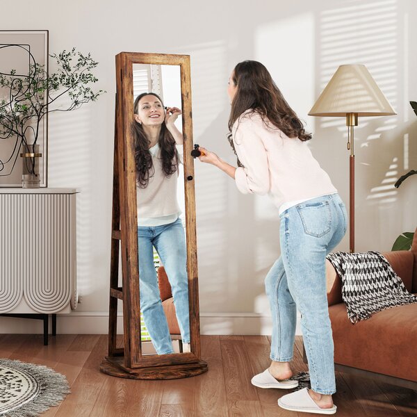 HOMCOM Specchio Portagioie da Terra Girevole a 360° con Ripiani e Chiusura a Chiave, 55x55x161 cm, Marrone Rustico | Aosom Italy