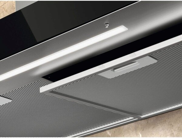 Electrolux Cappa Cucina Aspirante a Parete Larghezza 90 cm Profondit 45 cm Classe A colore Nero - KFTB29X