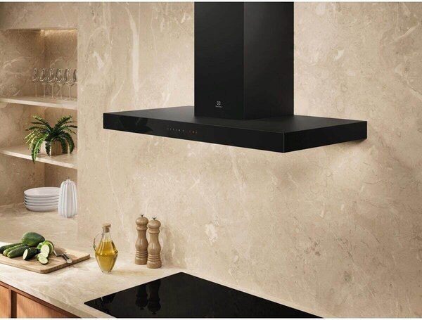 Electrolux Cappa Cucina Aspirante a Parete Larghezza 90 cm Profondit 45 cm Classe A colore Nero - LFT819K