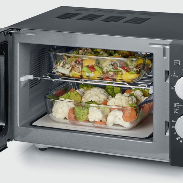 Severin Forno Microonde Combinato con Grill Capacit 20 Litri Potenza 800W colore Nero/Inox - MW 7762