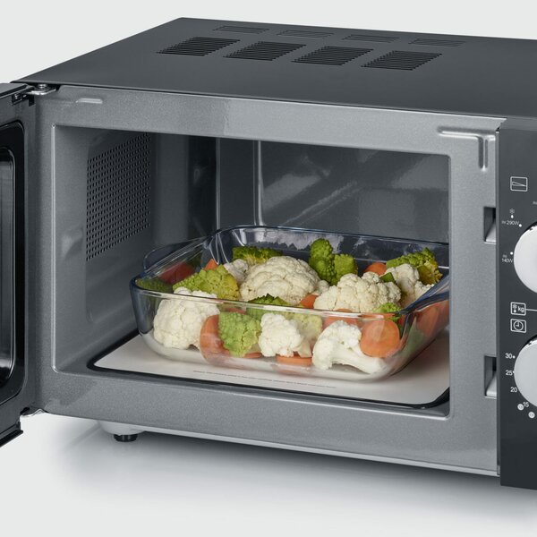 Severin Forno Microonde Combinato con Grill Capacit 20 Litri Potenza 800W colore Nero/Inox - MW 7762
