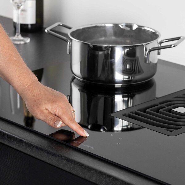 Faber Piano Cottura a Induzione con Cappa Integrata 4 Fuochi Larghezza 83 cm in Vetro colore Nero - Galileo Smart BK F830 +