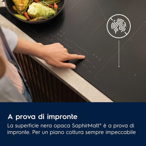 Electrolux Piano Cottura Induzione 4 Fuochi Larghezza 77 cm in Vetroceramica colore Nero - EIS82453IZ Serie 700 SenseBoil