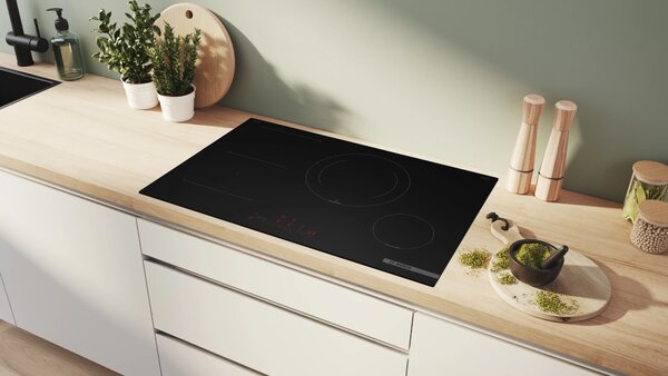 Bosch Piano Cottura Induzione 4 Fuochi Larghezza 80 cm in Vetroceramica colore Nero Opaco Serie 6 - PVS81AHC1E