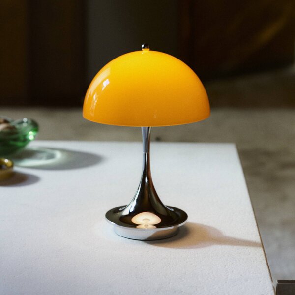 Louis Poulsen Panthella 160 Portable Original, opale-arancione 160, dimmerabile, Giallo / Arancione, Soggiorno / Sala da pranzo, Plastica, Design