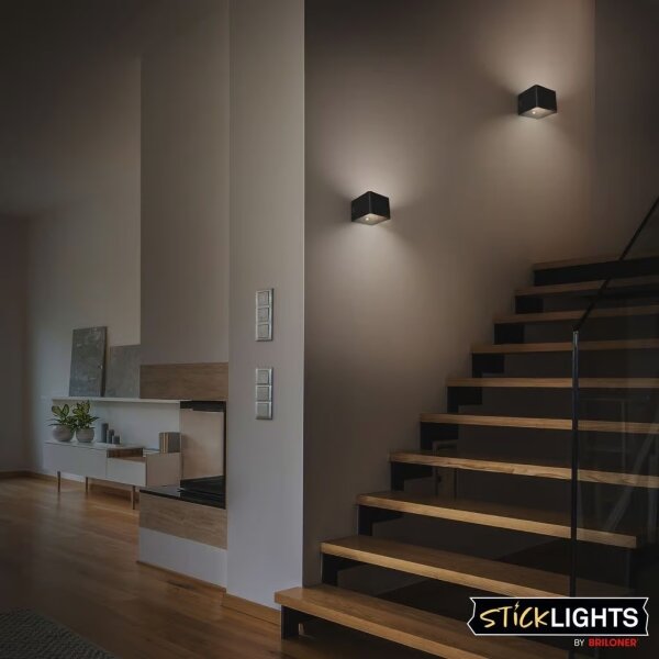 Briloner 3879015 - Lampada LED da parete ricaricabile con sensore BORRA, 1,5W/5V, batteria 3600 mAh, nera