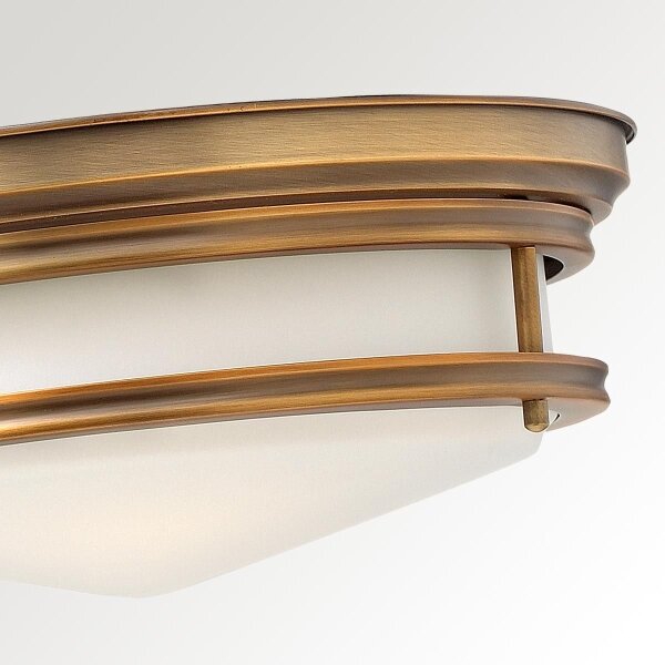 Hinkley HK-HADLEY-F-BR-Bagno. lampada da soffitto HADLEY 3xE27/40W/230V IP44 finitura oro