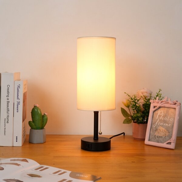 Brilagi - Lampada da tavolo con porta USB TABLON 1xE27/25W/230V nero/crema