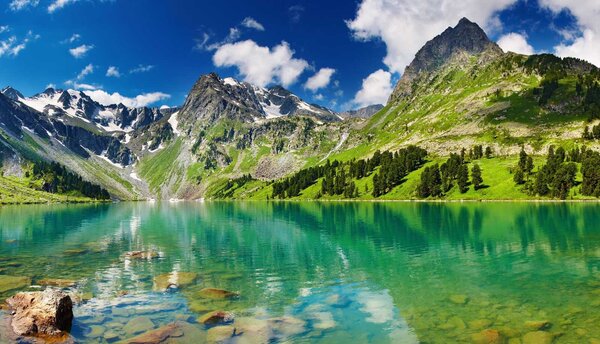 Carta da parati Corpo d'acqua con montagne e alberi, Carta da parati Natura, Carta da parati popolare, u62803 - Tapeko.it