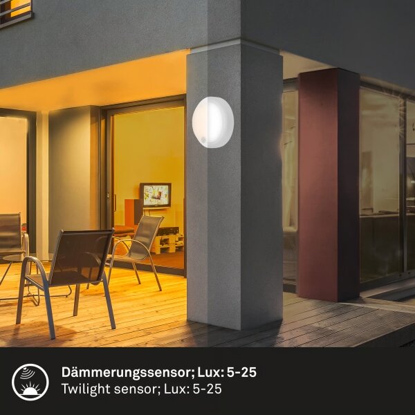 Brilo - lampada da parete ricaricabile per esterni con sensore, LED 4W/5V, batteria 4400 mAh, IP44, bianca
