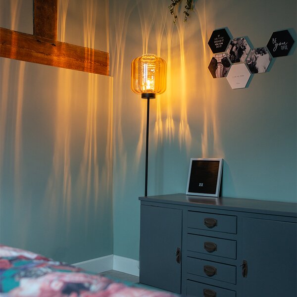 Lampada da terra di design nera con vetro ambrato - Qara