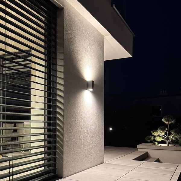 Lampada da parete nera 2 luci IP44 con sensore crepuscolare - Baleno II