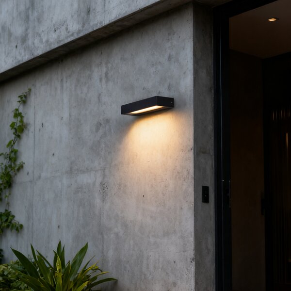 Lampada da parete moderna nera 22cm incl. LED IP65 - Hannah