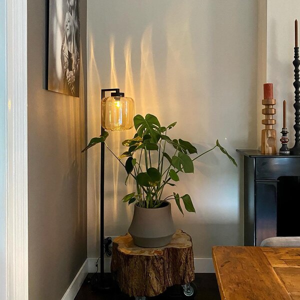 Lampada da terra di design nera con vetro ambrato - Qara Down