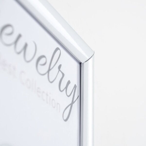 Cornice a scatto da parete 50x70 cm, profilo alluminio 25 mm bianco RAL9003, angoli vivi, PVC antiriflesso
