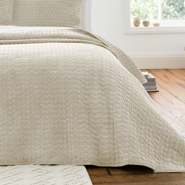 Copriletto beige in velluto con rivestimento trapuntato 240x260 cm Attica Velvet Embroidered – Bianca