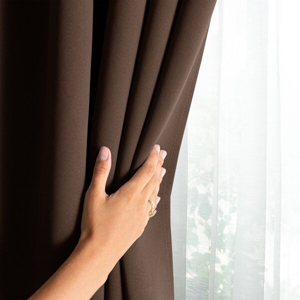 Tenda parzialmente oscurante marrone 140x270 cm Kierra – Restilo