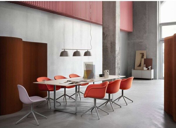 Lampada a sospensione Muuto, Marrone / Ruggine, Sala da pranzo, Alluminio