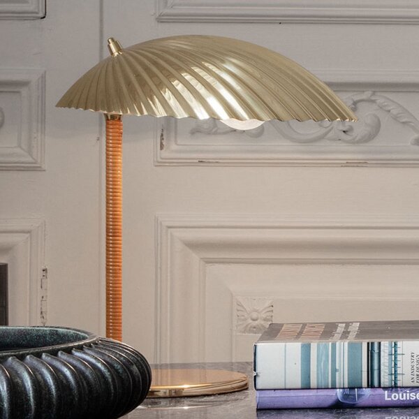 Lampade da tavolo GUBI, 5321, Dorato / Ottone, Soggiorno, Metallo, Design