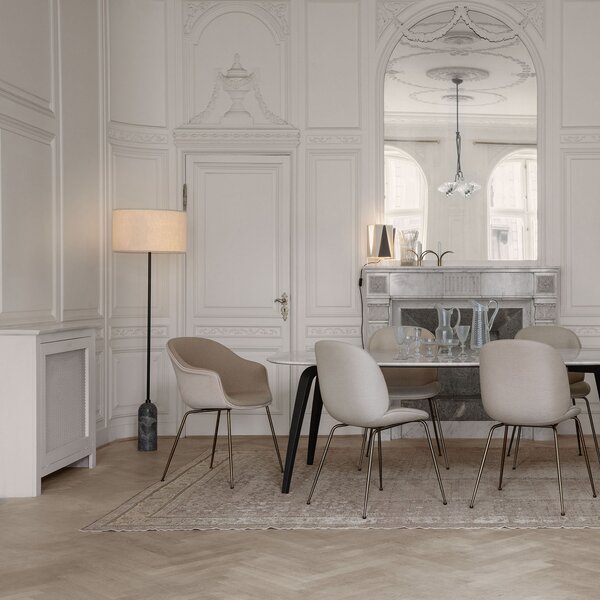 Lampada da terra GUBI, Gravity, dimmerabile, Beige, Soggiorno, Pietra, Design