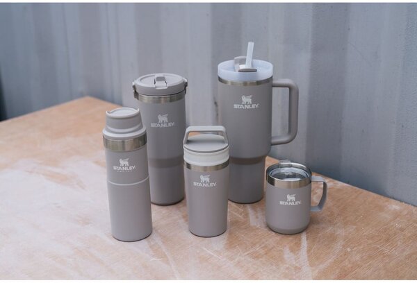 Borraccia termica grigio chiaro in acciaio inox 1,18 l Quencher H2.0 FlowState Tumbler Ash – Stanley