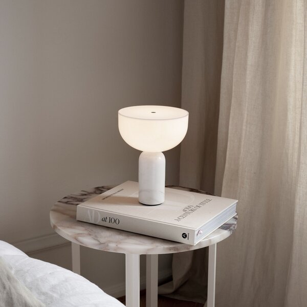 Lampade da tavolo New Works, Kizu Portable, dimmerabile, Bianco, Soggiorno, Marmo, Design