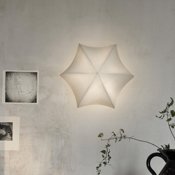 Applique da parete ferm LIVING, Poem, dimmerabile, Bianco, Soggiorno, Metallo, Design