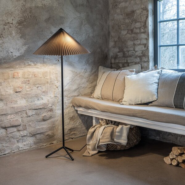 Lampada da terra Markslöjd, Plisado, Nero, Soggiorno, Metallo, Scandinavo