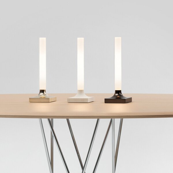 Lampade da tavolo Kartell, Goodnight, dimmerabile, Soggiorno, Plastica, Design