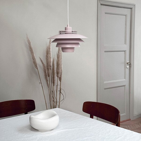 Lampada a sospensione Dyberg Larsen, Ejka mini, dimmerabile, Rosa / Rosé, Soggiorno, Metallo, Design