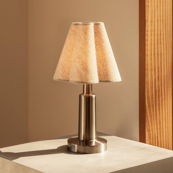 Audo Copenhagen Lampada da tavolo Admiral, dimmerabile, Crema / Ambra, Soggiorno / Sala da pranzo, Plastica, Design, Lampada da tavolo