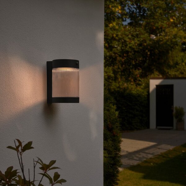 Coupar Solar All'aperto Applique da Parete IP44 Nero