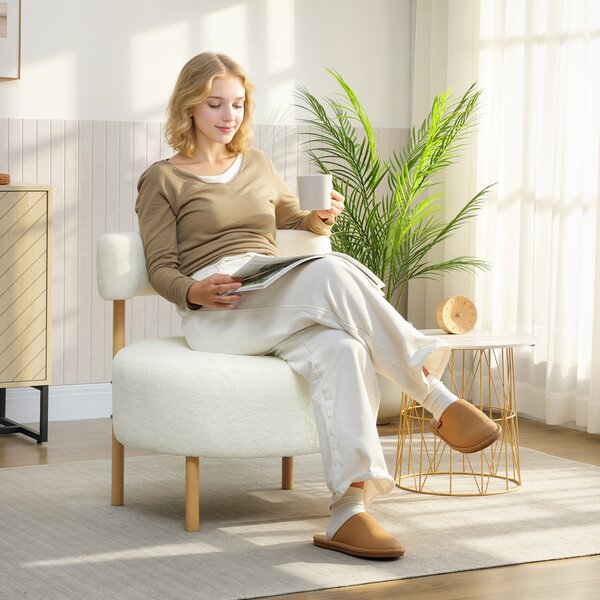 HOMCOM Poltrona imbottita rivestita in tessuto Sherpa, con gambe in metallo 67 x 67 x 71 cm Bianco crema | Aosom Italy