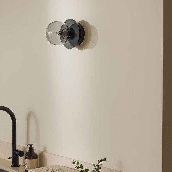 Globen Lighting Applique da parete ART DECO, dimmerabile, Alluminio / Grigio / Zincato, Soggiorno / Sala da pranzo, Vetro, Moderno, Applique