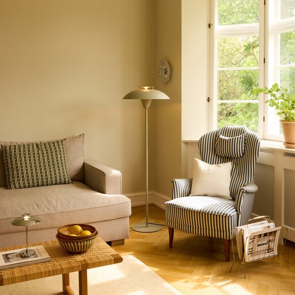 Lampada da terra Halo Design, STEPP, Soggiorno, Metallo, Scandinavo