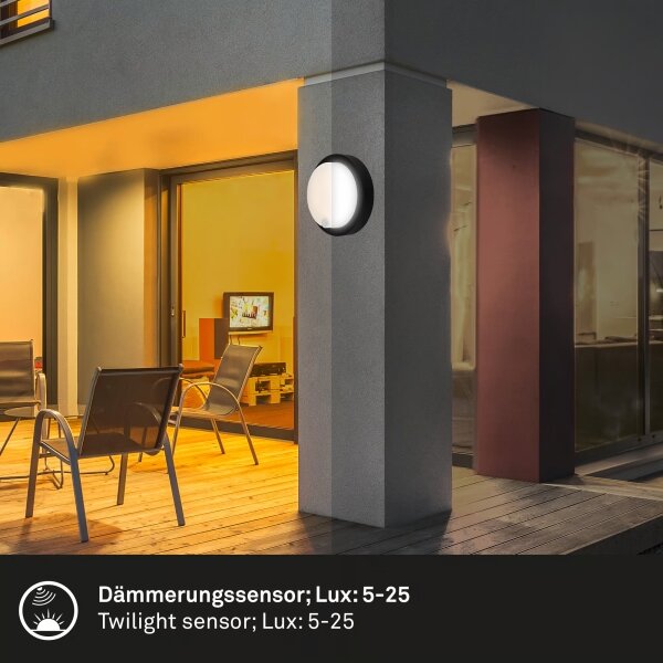 Brilo - Lampada da parete LED ricaricabile per esterni con sensore, 4W, 5V, batteria 4400 mAh, IP44, nera
