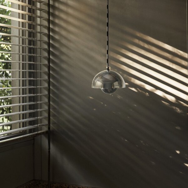 Lampada a sospensione &Tradition, Flowerpot VP10, dimmerabile, Metallizzato, Soggiorno, Metallo, Design