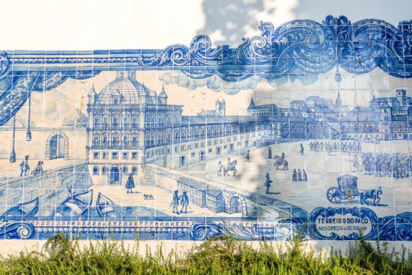 Fotografia Blue tiles on a wall in old town of Lisbon, Santiago Urquijo