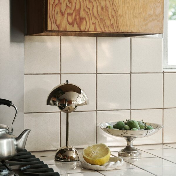 Lampade da tavolo &Tradition, Flowerpot VP9, dimmerabile, Dorato / Ottone, Soggiorno, Plastica, Design