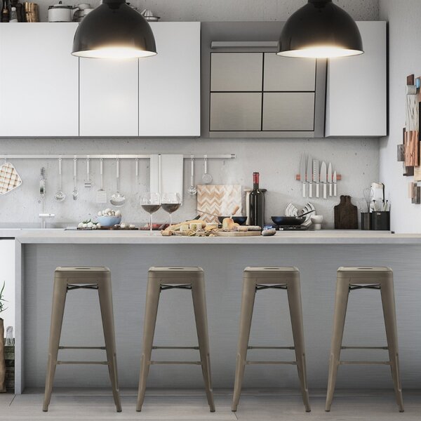 Costway Set di 4 sgabelli da bar alti 76cm con poggiapiedi piedini in gomma, Sgabelli impilabili per cucina bar Bronzo antico