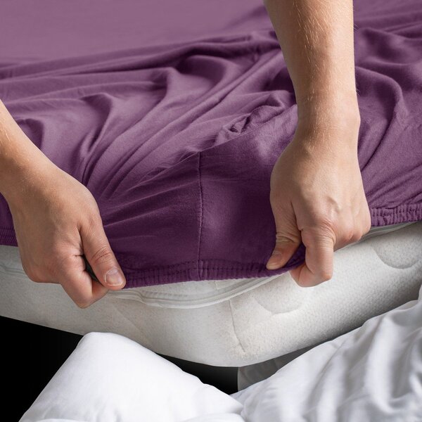 Lenzuolo con angoli viola in jersey 220x200 cm Amber – Restilo