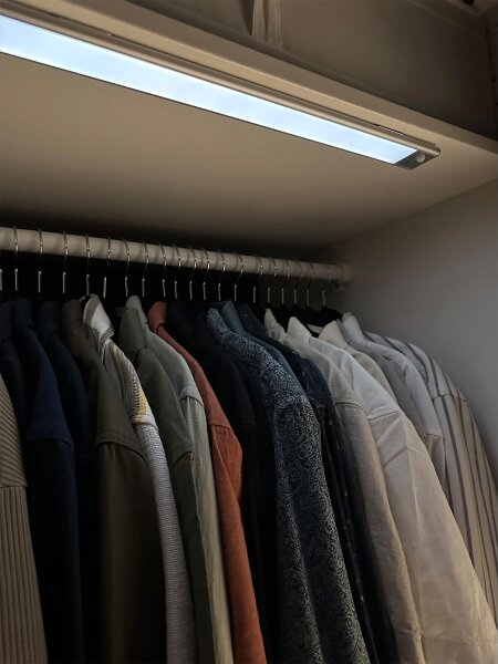 Osram - Lampada LED sottopensile con sensore LINEAR LED/3,2W/3,7V 40 cm grigio