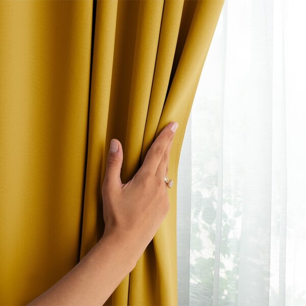 Tenda parzialmente oscurante gialla 140x175 cm Kierra – Restilo