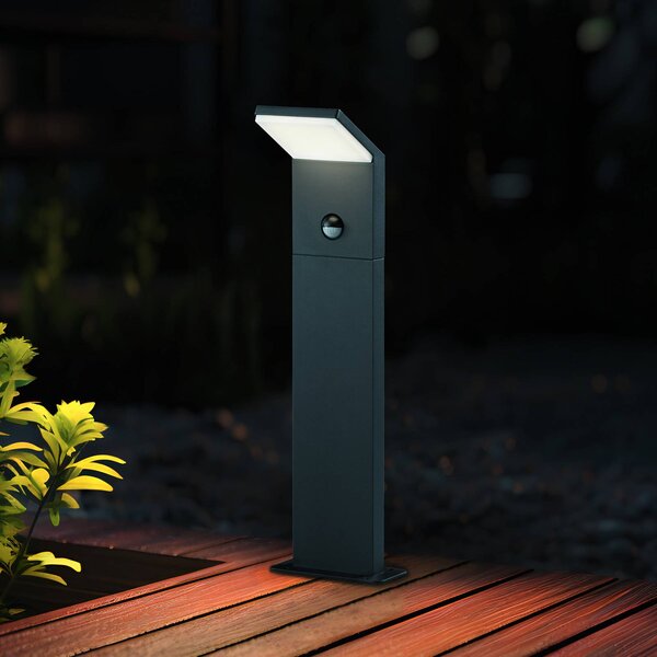 Trio Lighting Lampione a LED con sensore PEARL, altezza 50 cm, metallo antracite IP54 PEARL, Nero, Alluminio, Moderno