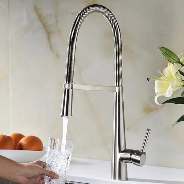 Miscelatore per cucina - Miscelatore per lavello - Bocchetta orientabile con sistema a molla - Doccetta estraibile con 2 funzioni - Montaggio monoleva con un foro - Finitura in nichel spazzolato su corpo in ottone