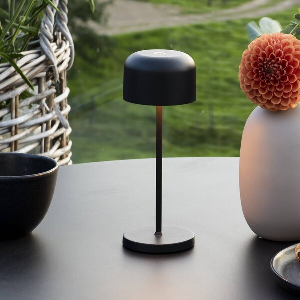 Konstsmide Lampada LED da tavolo ricaricabile Lille, altezza 20 cm, nera, IP54, USB dimmerabile, Nero, Soggiorno / Sala da pranzo, Alluminio, Moderno