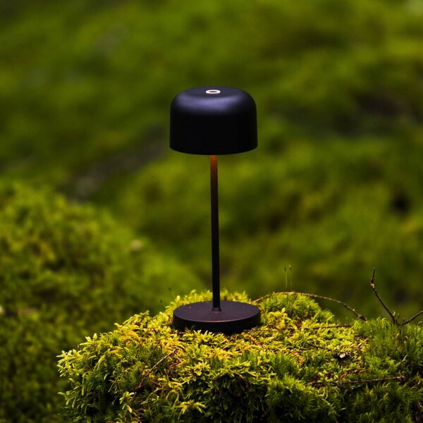 Konstsmide Lampada LED da tavolo ricaricabile Lille, altezza 20 cm, nera, IP54, USB dimmerabile, Nero, Soggiorno / Sala da pranzo, Alluminio, Moderno