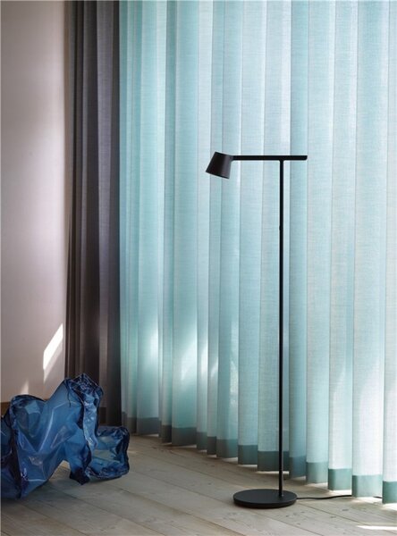 Lampada da terra Muuto, dimmerabile, Nero, Soggiorno, Alluminio