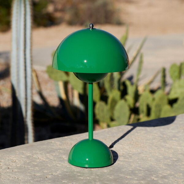 Lampade da tavolo &Tradition, Flowerpot VP9, dimmerabile, Verde, Soggiorno, Plastica, Design