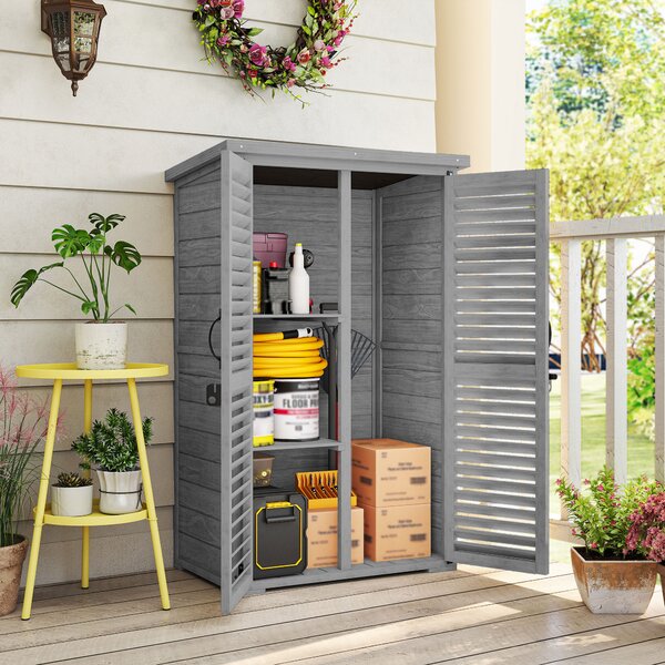Outsunny Armadio giardino in legno con 2 ripiani e tetto bitumato, 75x50x118 cm, Grigio | Aosom Italy